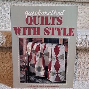 1996 Quick-methid Quilts With Style Book By Leisure Arts Publication.